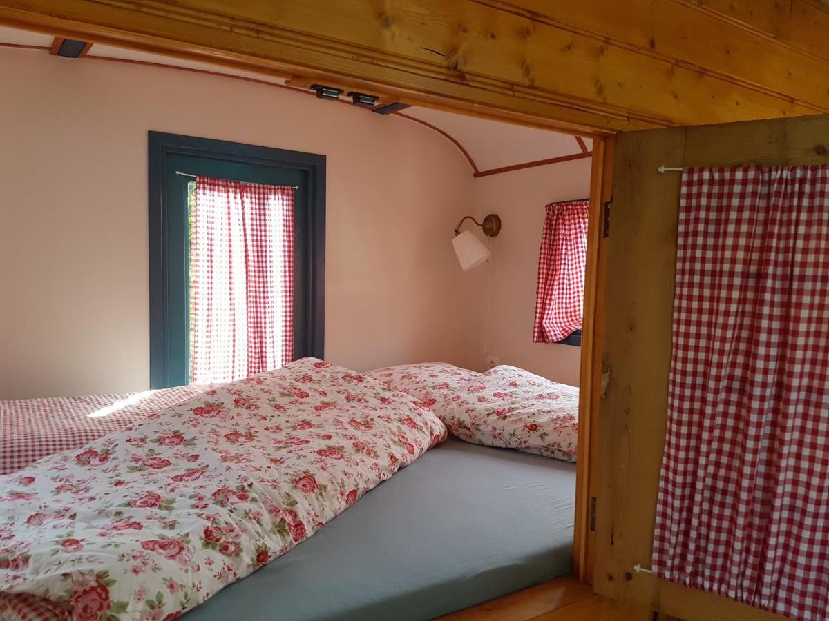 Vila Gezellig Pipowagen In Oostvoorne Exteriér fotografie